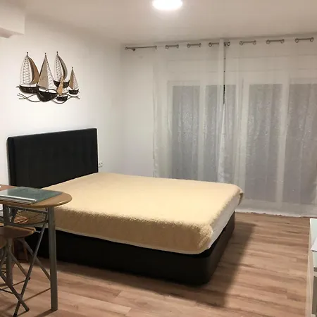 Apartamientos Roger *